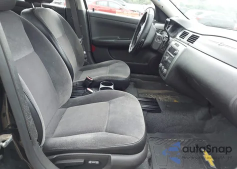 2013 Chevrolet Impala Police z USA, uszkodzony, nr VIN 2G1WD5E34D1126248